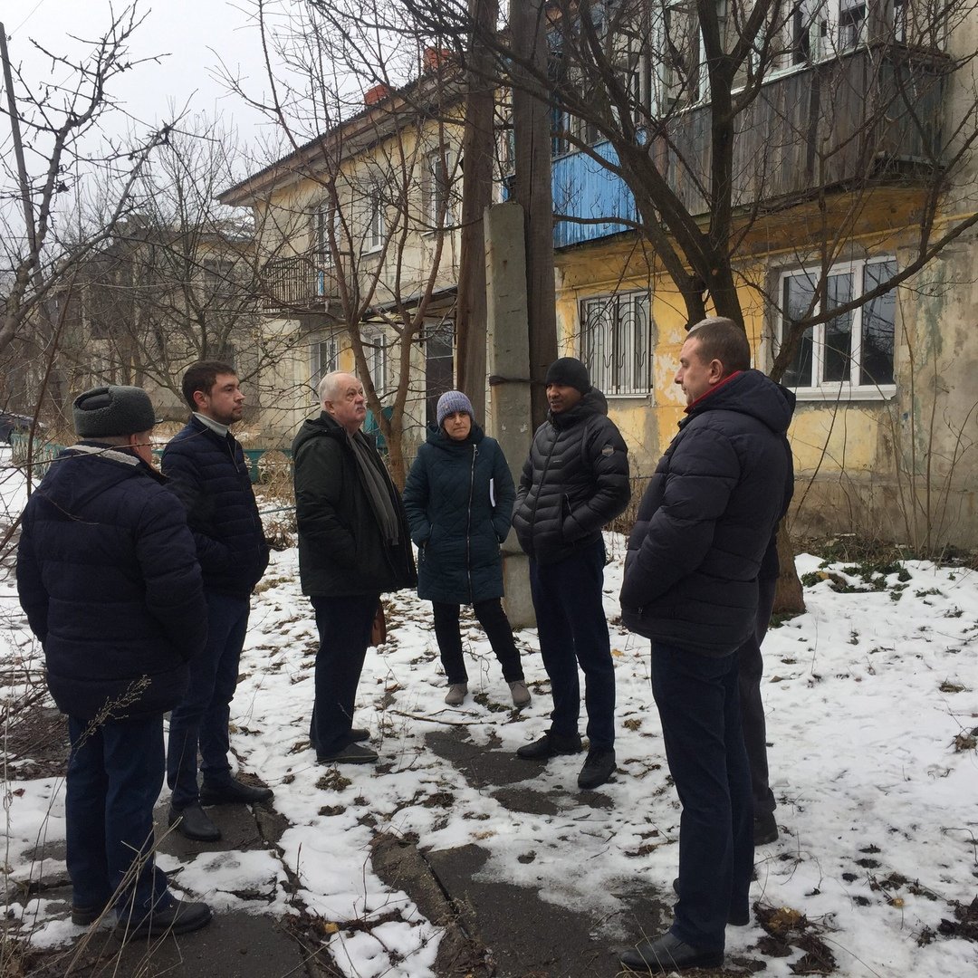 Погода чернухино перевальский. Пгт Чернухино. Чернухино. Улица Молодежная в Чернухино. Погода в Чернухино Перевальский район Луганская область на 10 дней.