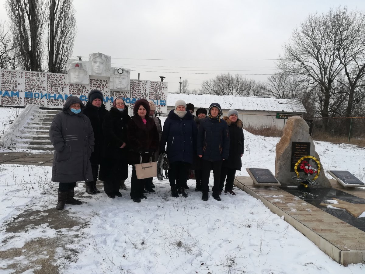 Погода чернухино перевальский. Медаль за участие в Чернухино-Дебальцевской операции. Медаль за освобождение Дебальцево. Зоринск, Перевальский район.