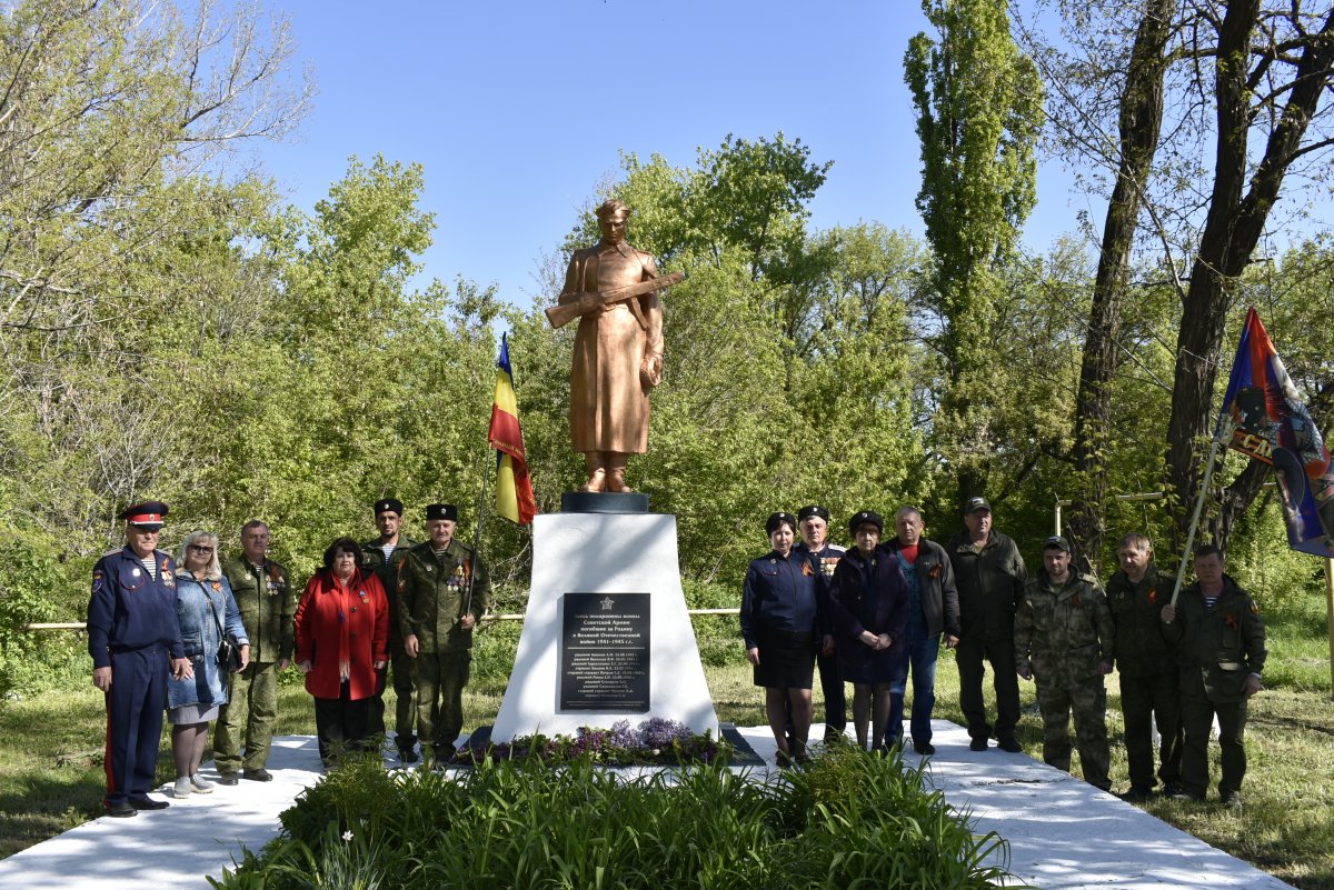 Погода чернухино перевальский. Перевальский район памятники. Михайловка (Перевальский район).